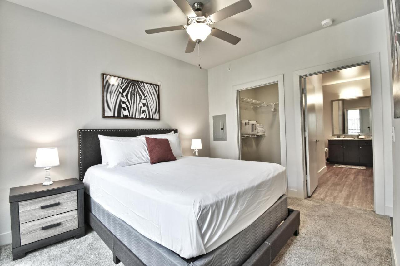 Ga Living Suites - Knox District Uptown ダラス エクステリア 写真