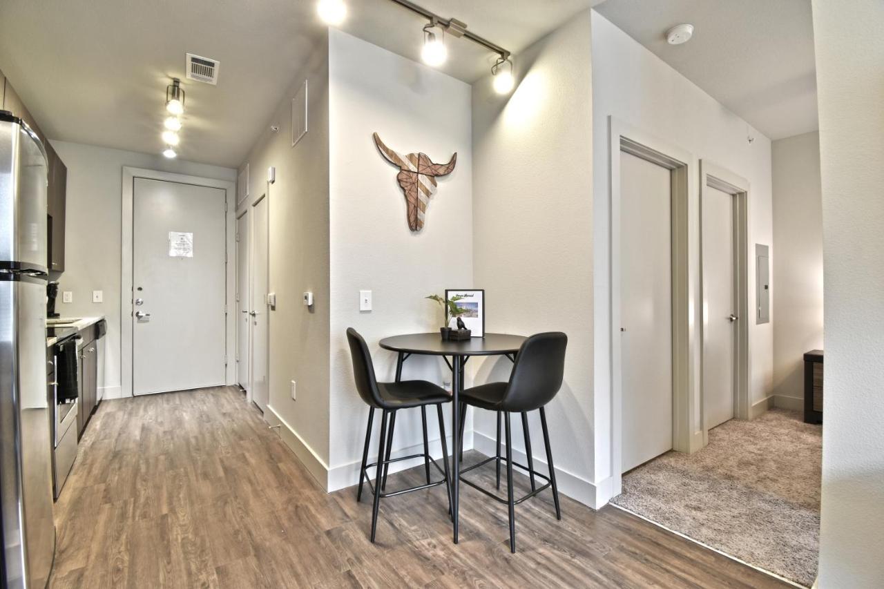 Ga Living Suites - Knox District Uptown ダラス エクステリア 写真