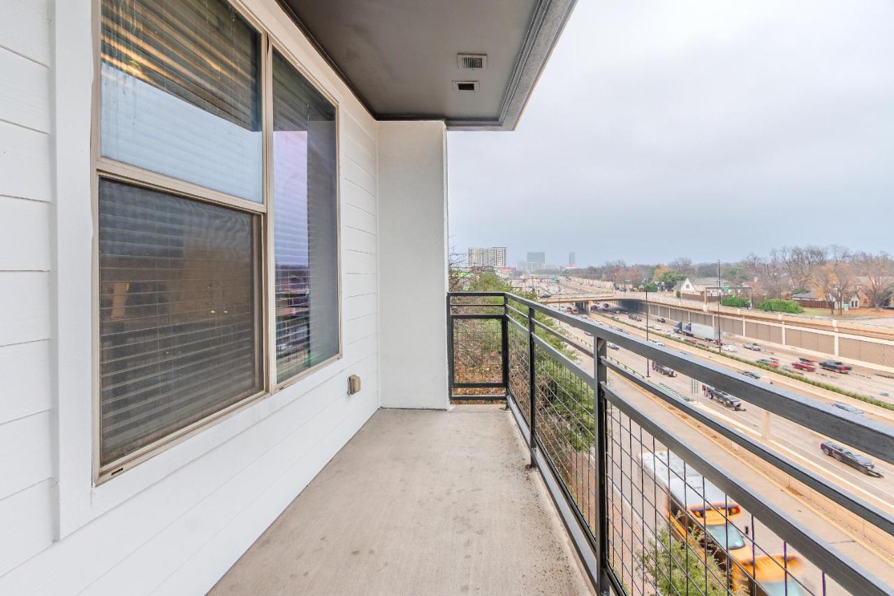 Ga Living Suites - Knox District Uptown ダラス エクステリア 写真