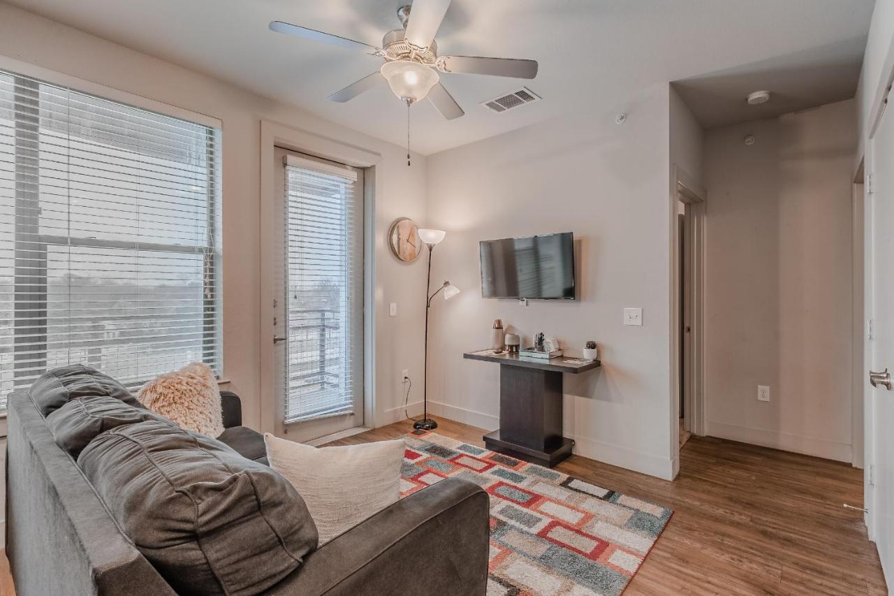 Ga Living Suites - Knox District Uptown ダラス エクステリア 写真