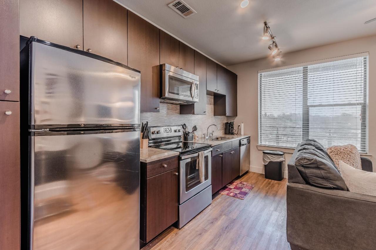 Ga Living Suites - Knox District Uptown ダラス エクステリア 写真