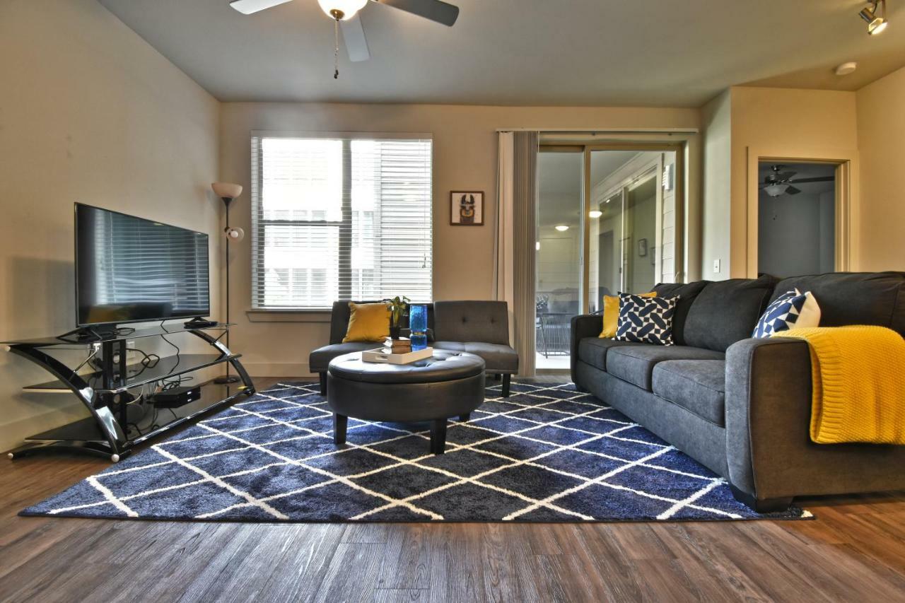Ga Living Suites - Knox District Uptown ダラス エクステリア 写真