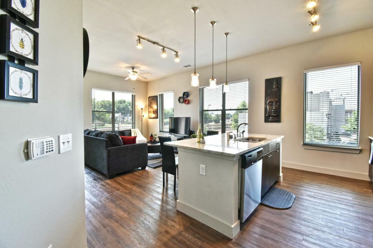 Ga Living Suites - Knox District Uptown ダラス エクステリア 写真