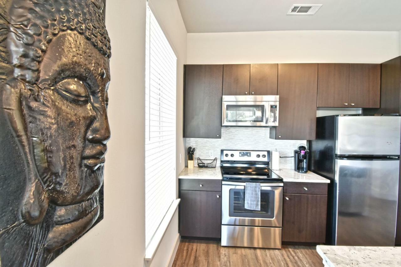 Ga Living Suites - Knox District Uptown ダラス エクステリア 写真
