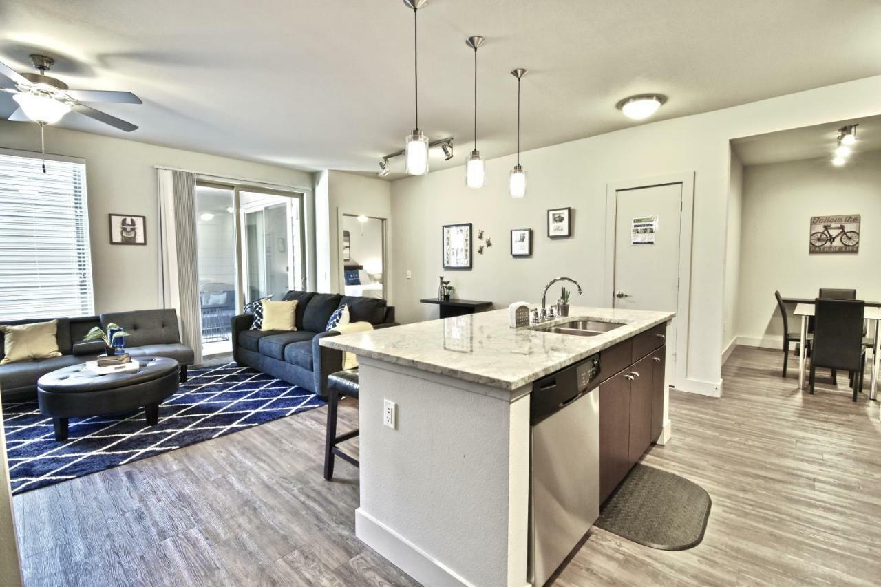 Ga Living Suites - Knox District Uptown ダラス エクステリア 写真