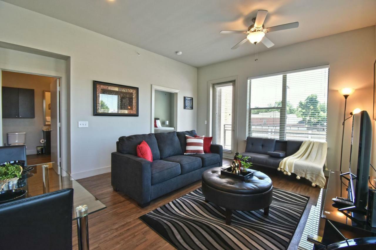 Ga Living Suites - Knox District Uptown ダラス エクステリア 写真