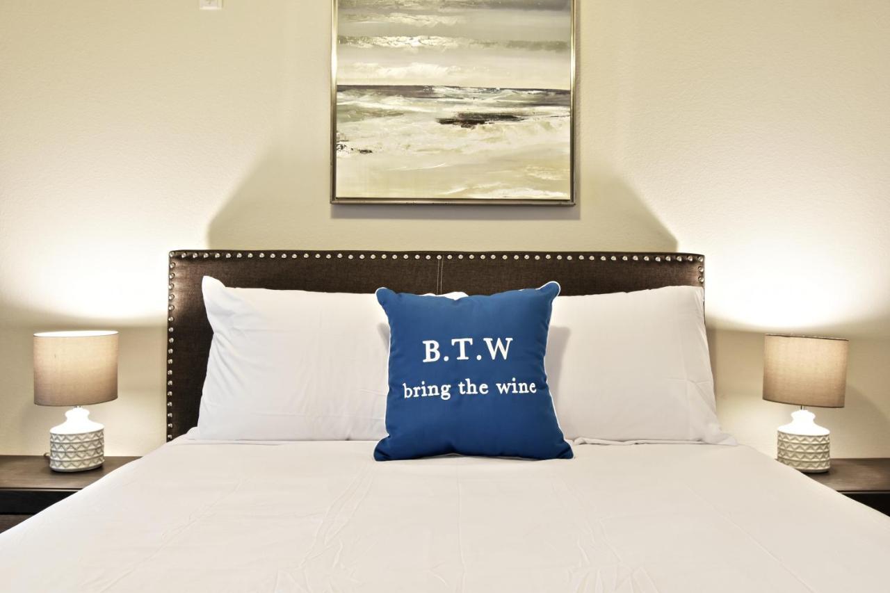 Ga Living Suites - Knox District Uptown ダラス エクステリア 写真